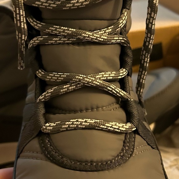 New Sorel Whitney II Short Lace - Picture 4 of 10